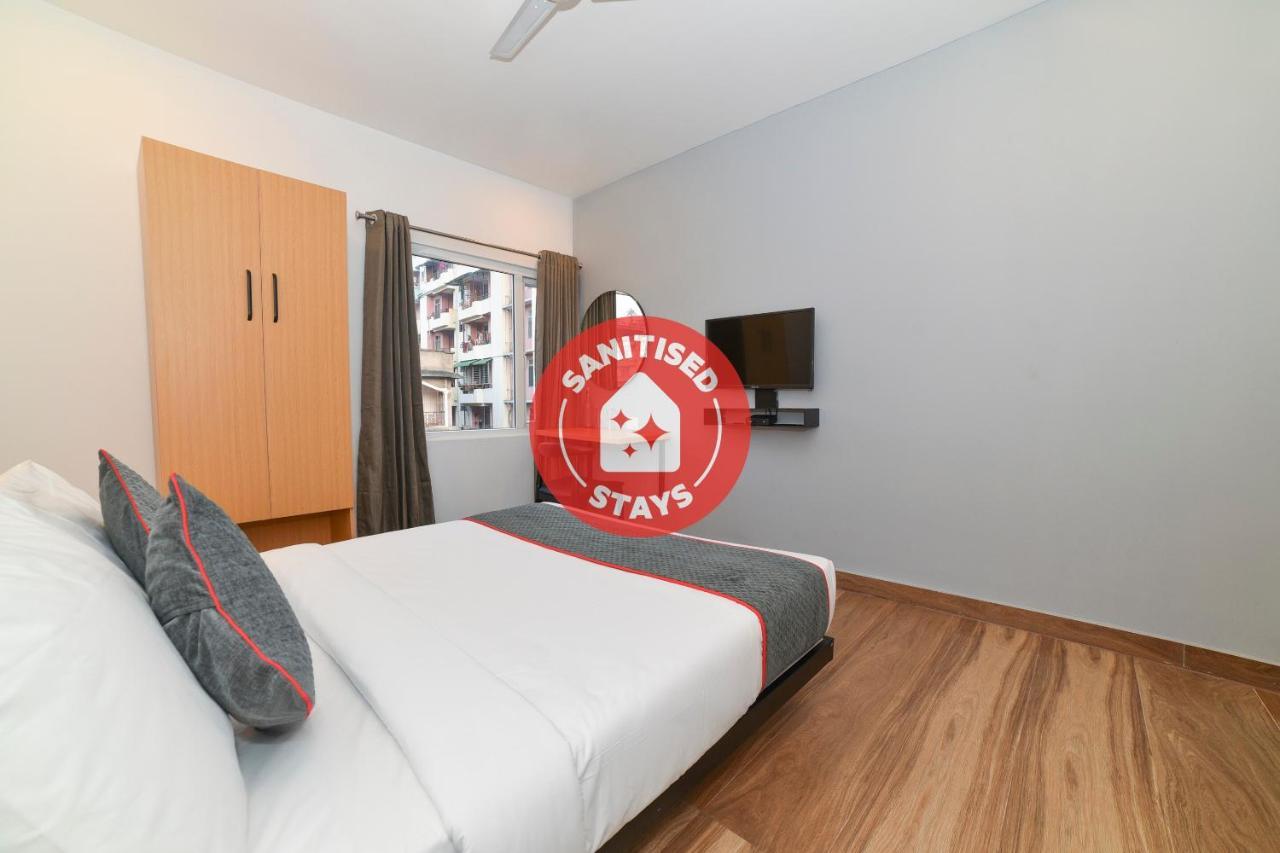 Vaccinated Staff- Oyo Townhouse 384 Nk Hotels Dispur Dış mekan fotoğraf